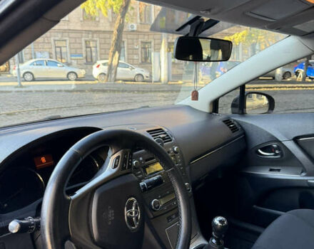Черный Тойота Авенсис, объемом двигателя 1.8 л и пробегом 193 тыс. км за 9199 $, фото 39 на Automoto.ua