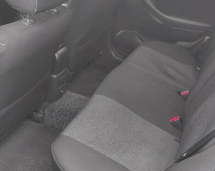 Черный Тойота Авенсис, объемом двигателя 1.79 л и пробегом 247 тыс. км за 6700 $, фото 19 на Automoto.ua