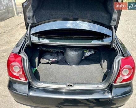 Черный Тойота Авенсис, объемом двигателя 1.8 л и пробегом 225 тыс. км за 6800 $, фото 5 на Automoto.ua