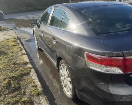 Черный Тойота Авенсис, объемом двигателя 2.2 л и пробегом 218 тыс. км за 9000 $, фото 19 на Automoto.ua