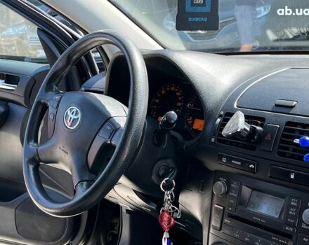 Чорний Тойота Авенсіс, об'ємом двигуна 2 л та пробігом 330 тис. км за 7690 $, фото 11 на Automoto.ua