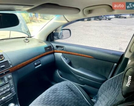 Черный Тойота Авенсис, объемом двигателя 1.8 л и пробегом 225 тыс. км за 6800 $, фото 16 на Automoto.ua