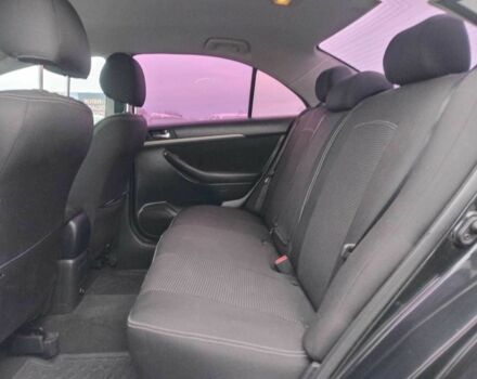 Черный Тойота Авенсис, объемом двигателя 1.8 л и пробегом 297 тыс. км за 7440 $, фото 17 на Automoto.ua