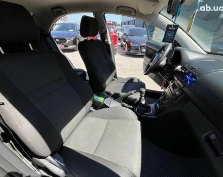 Чорний Тойота Авенсіс, об'ємом двигуна 2 л та пробігом 330 тис. км за 7690 $, фото 10 на Automoto.ua