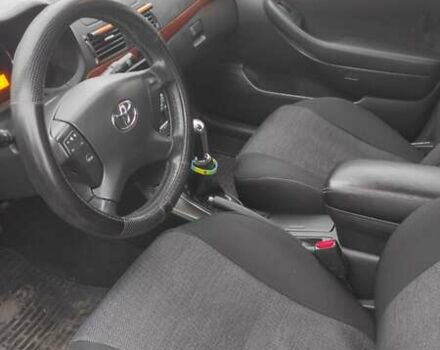 Черный Тойота Авенсис, объемом двигателя 1.79 л и пробегом 247 тыс. км за 6700 $, фото 12 на Automoto.ua