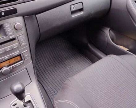 Черный Тойота Авенсис, объемом двигателя 1.8 л и пробегом 256 тыс. км за 7999 $, фото 21 на Automoto.ua