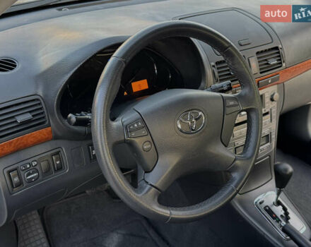 Черный Тойота Авенсис, объемом двигателя 1.8 л и пробегом 98 тыс. км за 10300 $, фото 48 на Automoto.ua