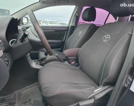 Черный Тойота Авенсис, объемом двигателя 1.8 л и пробегом 297 тыс. км за 7490 $, фото 12 на Automoto.ua