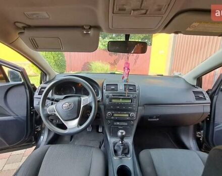 Чорний Тойота Авенсіс, об'ємом двигуна 1.6 л та пробігом 113 тис. км за 9500 $, фото 30 на Automoto.ua