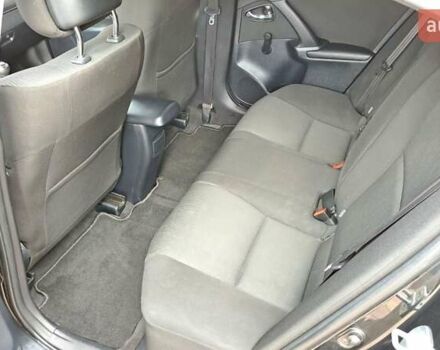 Чорний Тойота Авенсіс, об'ємом двигуна 1.6 л та пробігом 113 тис. км за 9500 $, фото 20 на Automoto.ua