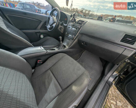 Черный Тойота Авенсис, объемом двигателя 2 л и пробегом 290 тыс. км за 6999 $, фото 16 на Automoto.ua