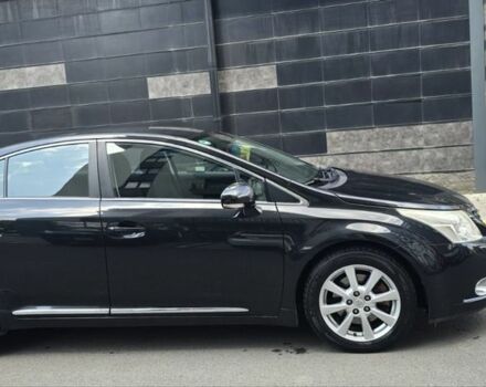Чорний Тойота Авенсіс, об'ємом двигуна 2.2 л та пробігом 175 тис. км за 8300 $, фото 1 на Automoto.ua