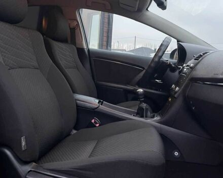 Чорний Тойота Авенсіс, об'ємом двигуна 2.2 л та пробігом 320 тис. км за 8100 $, фото 22 на Automoto.ua