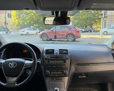 Черный Тойота Авенсис, объемом двигателя 1.8 л и пробегом 193 тыс. км за 9199 $, фото 19 на Automoto.ua