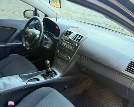 Черный Тойота Авенсис, объемом двигателя 1.8 л и пробегом 193 тыс. км за 9199 $, фото 17 на Automoto.ua