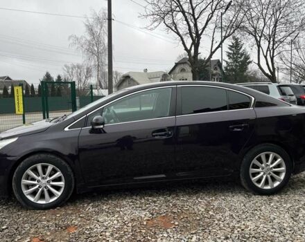 Чорний Тойота Авенсіс, об'ємом двигуна 2.2 л та пробігом 320 тис. км за 8100 $, фото 3 на Automoto.ua