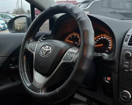 Чорний Тойота Авенсіс, об'ємом двигуна 2.2 л та пробігом 320 тис. км за 8100 $, фото 16 на Automoto.ua
