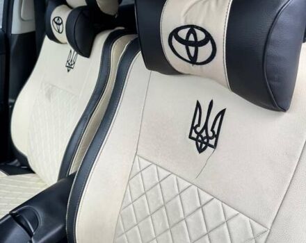 Чорний Тойота Авенсіс, об'ємом двигуна 1.6 л та пробігом 281 тис. км за 9600 $, фото 8 на Automoto.ua