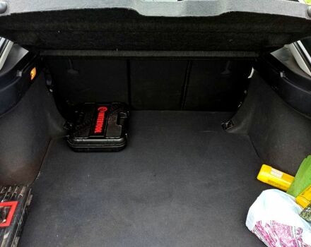 Черный Тойота Авенсис, объемом двигателя 2 л и пробегом 230 тыс. км за 7500 $, фото 8 на Automoto.ua