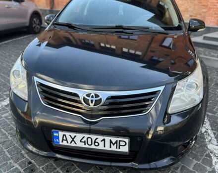 Черный Тойота Авенсис, объемом двигателя 2.2 л и пробегом 197 тыс. км за 9400 $, фото 1 на Automoto.ua