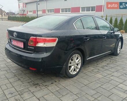 Чорний Тойота Авенсіс, об'ємом двигуна 1.8 л та пробігом 243 тис. км за 8550 $, фото 4 на Automoto.ua