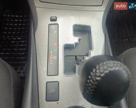 Чорний Тойота Авенсіс, об'ємом двигуна 1.8 л та пробігом 243 тис. км за 8550 $, фото 15 на Automoto.ua