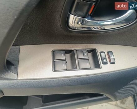 Чорний Тойота Авенсіс, об'ємом двигуна 1.8 л та пробігом 243 тис. км за 8550 $, фото 11 на Automoto.ua