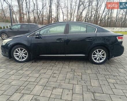 Чорний Тойота Авенсіс, об'ємом двигуна 1.8 л та пробігом 243 тис. км за 8550 $, фото 6 на Automoto.ua