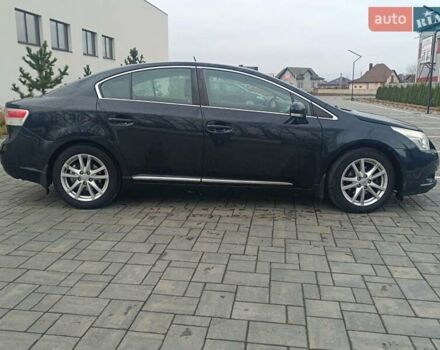 Чорний Тойота Авенсіс, об'ємом двигуна 1.8 л та пробігом 243 тис. км за 8550 $, фото 3 на Automoto.ua