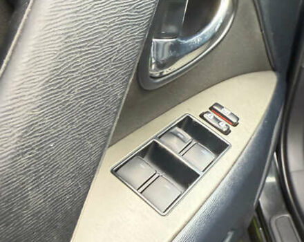 Чорний Тойота Авенсіс, об'ємом двигуна 1.8 л та пробігом 172 тис. км за 8700 $, фото 7 на Automoto.ua