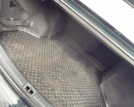 Чорний Тойота Авенсіс, об'ємом двигуна 1.8 л та пробігом 172 тис. км за 8700 $, фото 6 на Automoto.ua