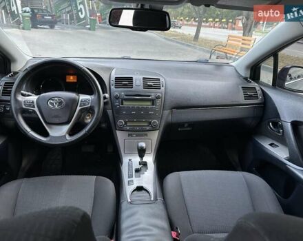 Черный Тойота Авенсис, объемом двигателя 1.8 л и пробегом 176 тыс. км за 8900 $, фото 17 на Automoto.ua