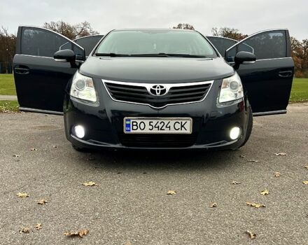 Черный Тойота Авенсис, объемом двигателя 1.8 л и пробегом 220 тыс. км за 8400 $, фото 7 на Automoto.ua