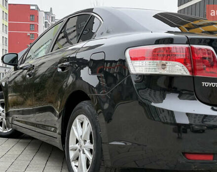 Черный Тойота Авенсис, объемом двигателя 2 л и пробегом 300 тыс. км за 8950 $, фото 15 на Automoto.ua