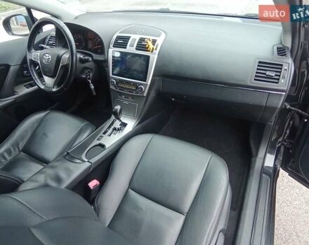 Черный Тойота Авенсис, объемом двигателя 2 л и пробегом 169 тыс. км за 9850 $, фото 24 на Automoto.ua