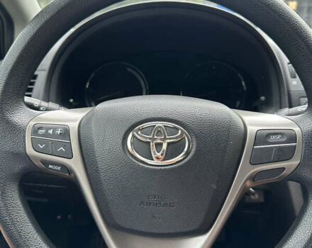 Чорний Тойота Авенсіс, об'ємом двигуна 1.6 л та пробігом 161 тис. км за 9499 $, фото 47 на Automoto.ua