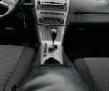 Черный Тойота Авенсис, объемом двигателя 1.8 л и пробегом 221 тыс. км за 7800 $, фото 5 на Automoto.ua