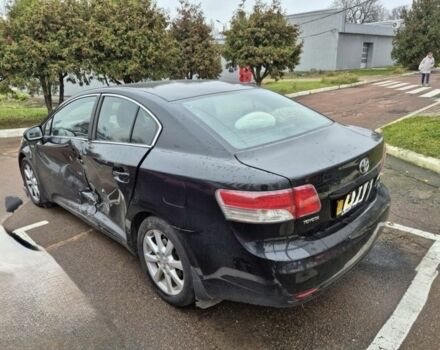 Черный Тойота Авенсис, объемом двигателя 2 л и пробегом 150 тыс. км за 6000 $, фото 2 на Automoto.ua