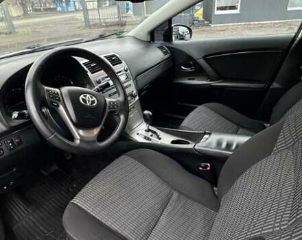 Черный Тойота Авенсис, объемом двигателя 1.8 л и пробегом 221 тыс. км за 7800 $, фото 12 на Automoto.ua