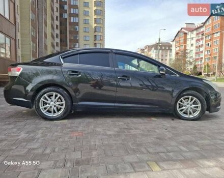 Черный Тойота Авенсис, объемом двигателя 2 л и пробегом 299 тыс. км за 7999 $, фото 2 на Automoto.ua