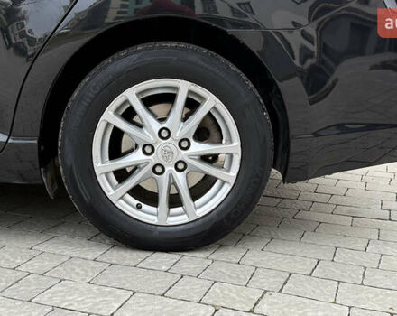 Черный Тойота Авенсис, объемом двигателя 2 л и пробегом 300 тыс. км за 8950 $, фото 45 на Automoto.ua
