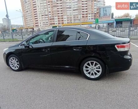 Черный Тойота Авенсис, объемом двигателя 2 л и пробегом 169 тыс. км за 9850 $, фото 6 на Automoto.ua