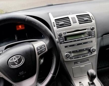 Черный Тойота Авенсис, объемом двигателя 1.99 л и пробегом 198 тыс. км за 9000 $, фото 2 на Automoto.ua