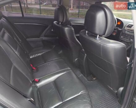 Черный Тойота Авенсис, объемом двигателя 2 л и пробегом 202 тыс. км за 10700 $, фото 12 на Automoto.ua
