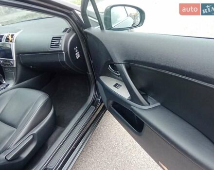 Черный Тойота Авенсис, объемом двигателя 2 л и пробегом 169 тыс. км за 9850 $, фото 27 на Automoto.ua