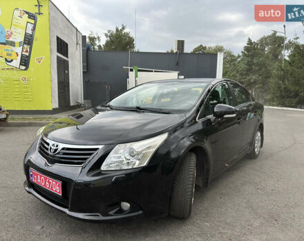 Чорний Тойота Авенсіс, об'ємом двигуна 1.6 л та пробігом 161 тис. км за 9499 $, фото 1 на Automoto.ua