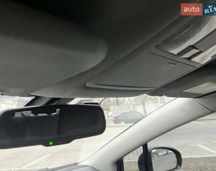 Чорний Тойота Авенсіс, об'ємом двигуна 1.8 л та пробігом 265 тис. км за 8999 $, фото 21 на Automoto.ua