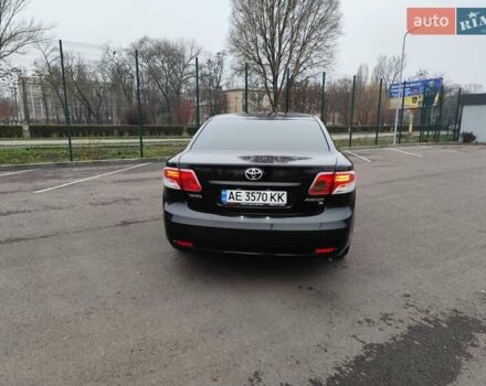 Черный Тойота Авенсис, объемом двигателя 2 л и пробегом 202 тыс. км за 10700 $, фото 3 на Automoto.ua