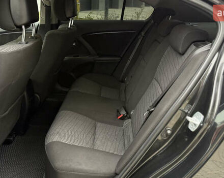 Черный Тойота Авенсис, объемом двигателя 2 л и пробегом 300 тыс. км за 8950 $, фото 41 на Automoto.ua
