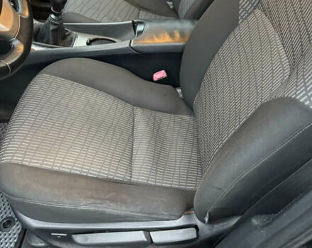 Чорний Тойота Авенсіс, об'ємом двигуна 2 л та пробігом 236 тис. км за 9999 $, фото 10 на Automoto.ua